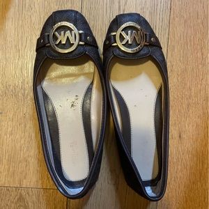 GOOD CONDITION MK Fulton Studded Logo Moccasin